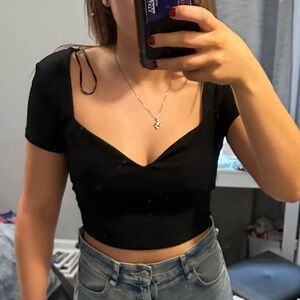 Sweetheart neckline crop top